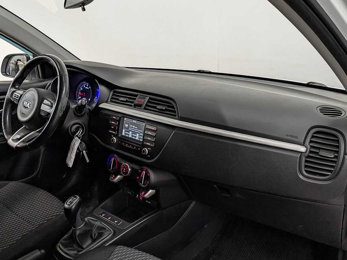 Kia Rio, 2017 Фото №13
