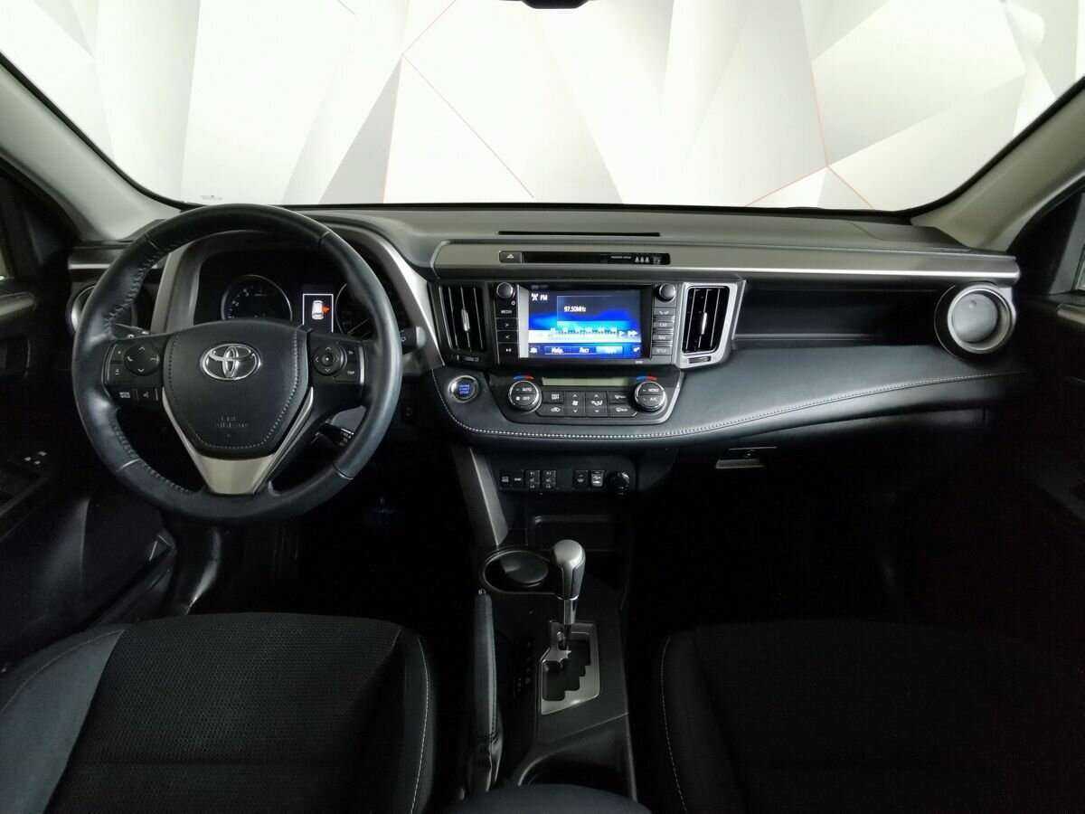 Toyota RAV4, 2018 Фото №10