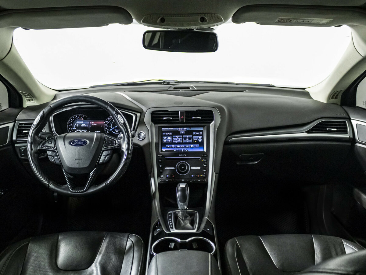 Ford Mondeo V, 2015 Фото №13