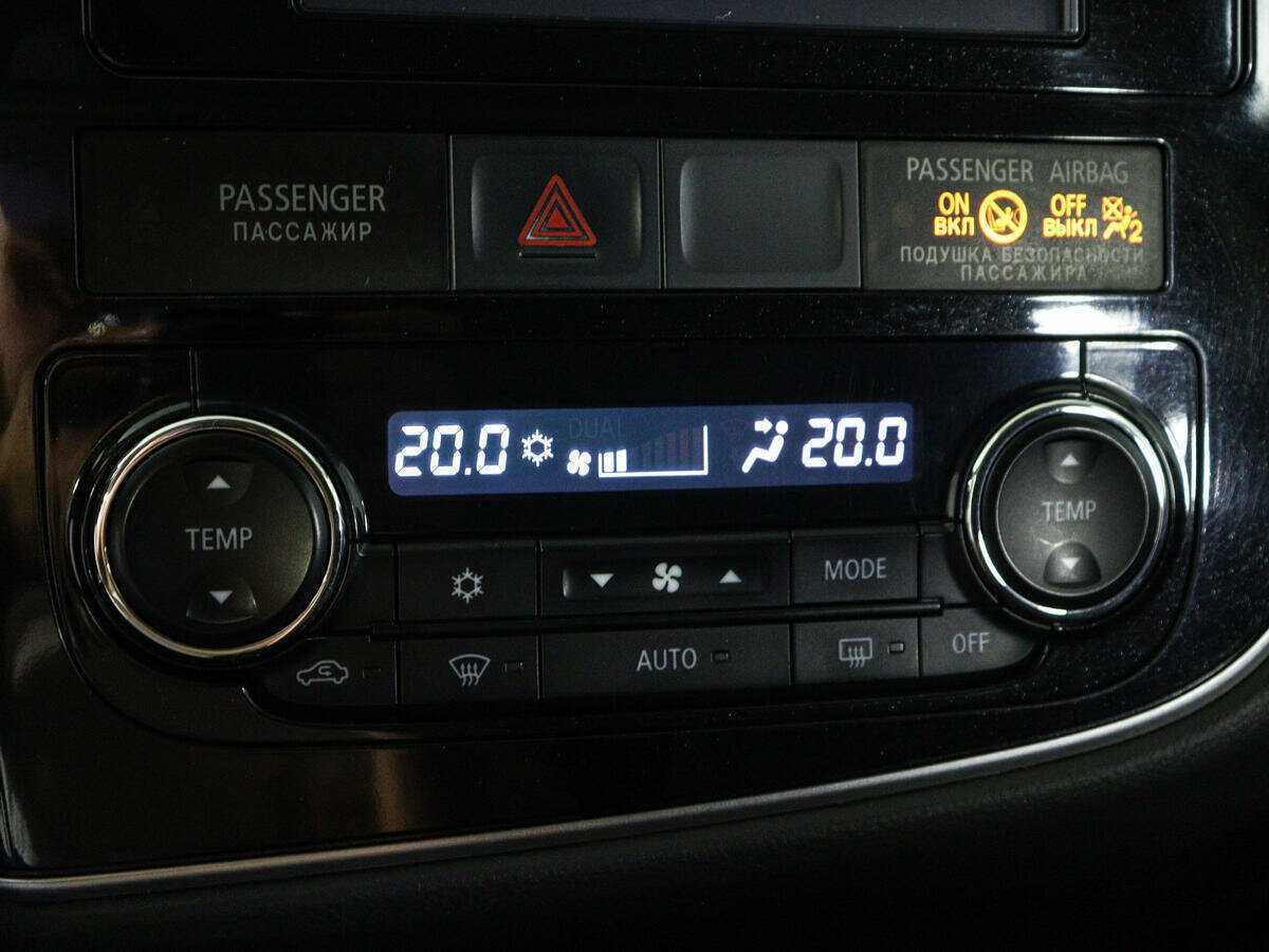 Mitsubishi Outlander, 2012 Фото №19