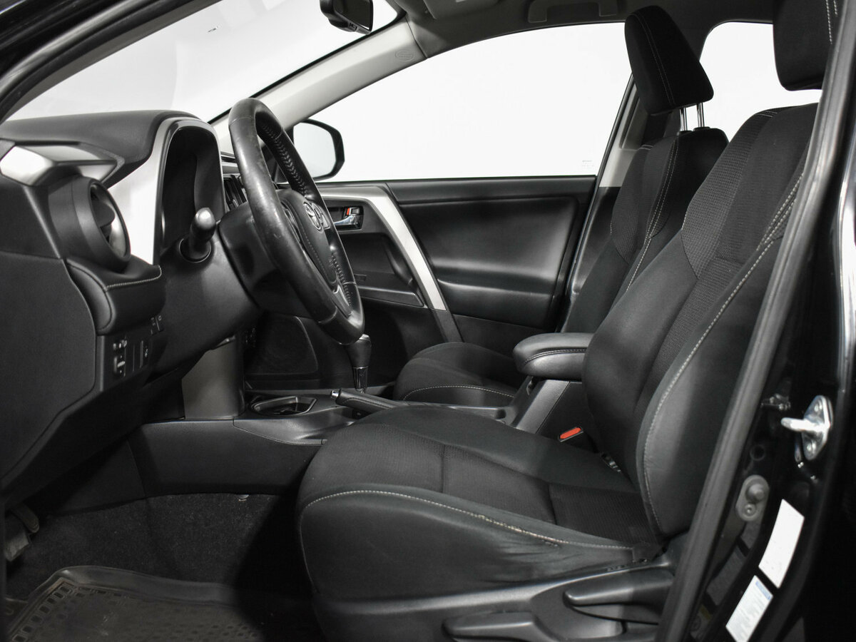 Toyota RAV4 IV (XA40) Рестайлинг, 2018 Фото №9
