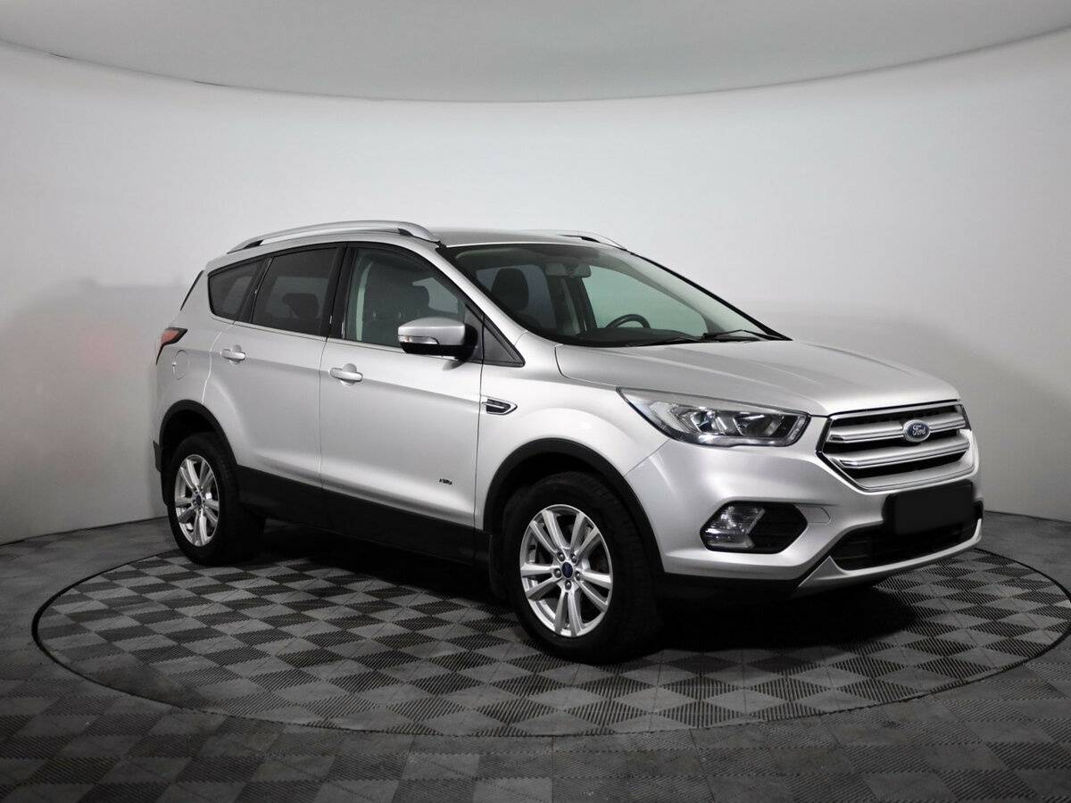 Ford Kuga II Рестайлинг, 2018 Фото №3