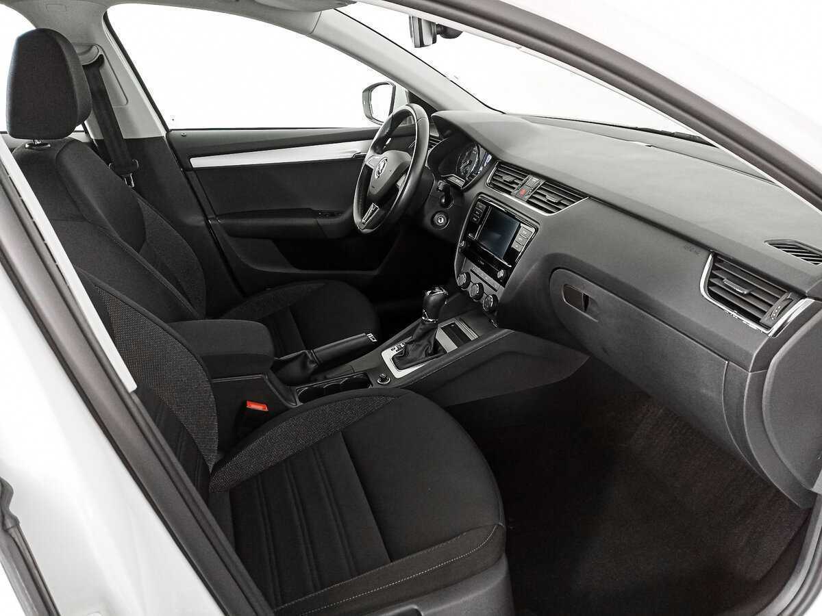 Skoda Octavia, 2020 Фото №11