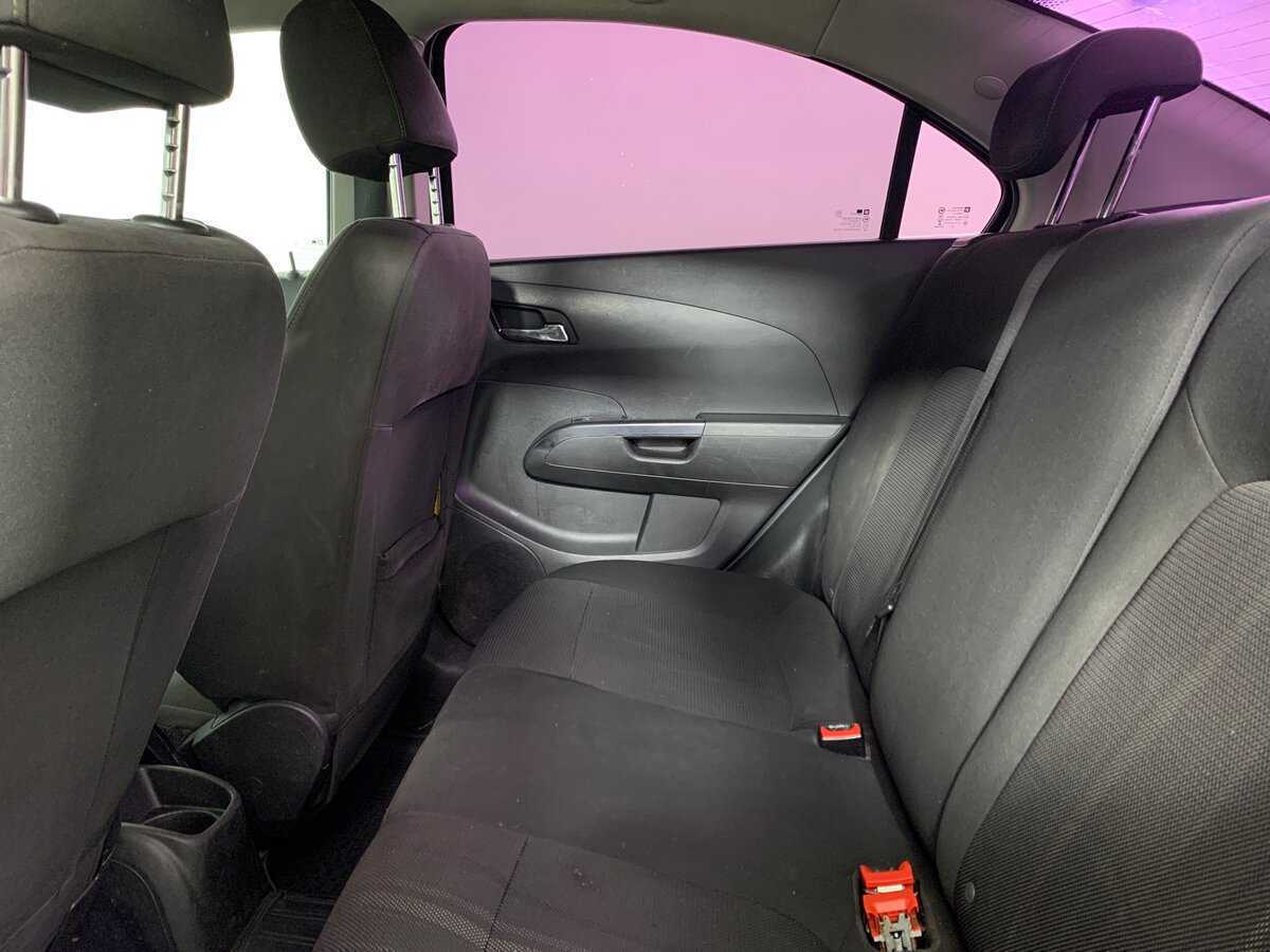 Chevrolet Aveo, 2014 Фото №19