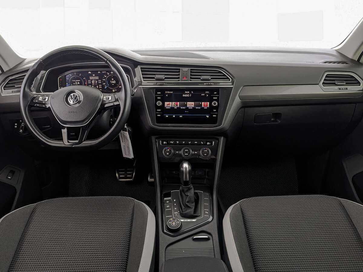 Volkswagen Tiguan, 2020 Фото №14