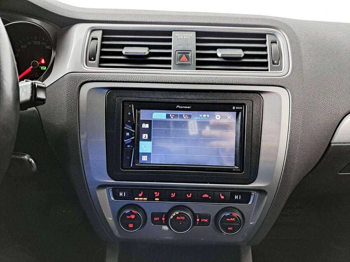 Volkswagen Jetta, 2016 Фото №15