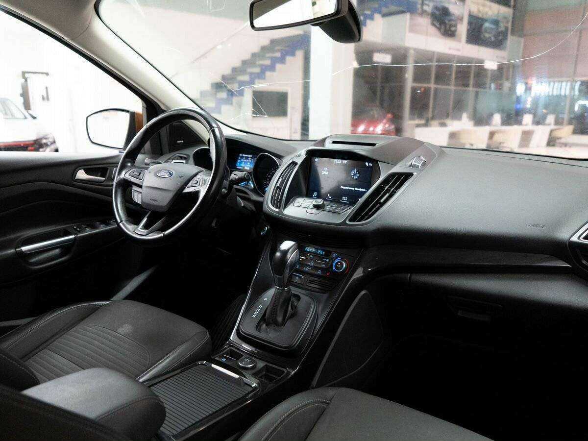 Ford Kuga, 2017 Фото №17