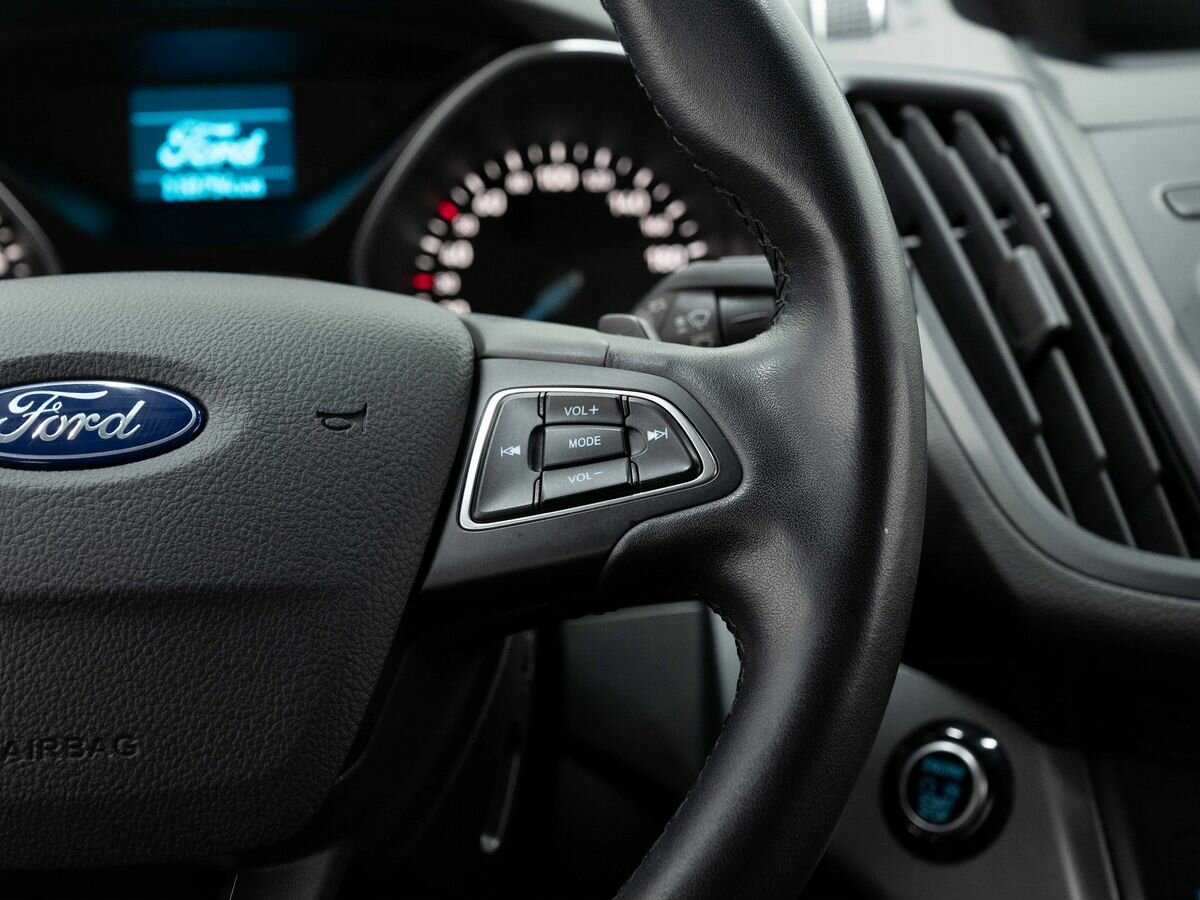 Ford Kuga, 2017 Фото №18