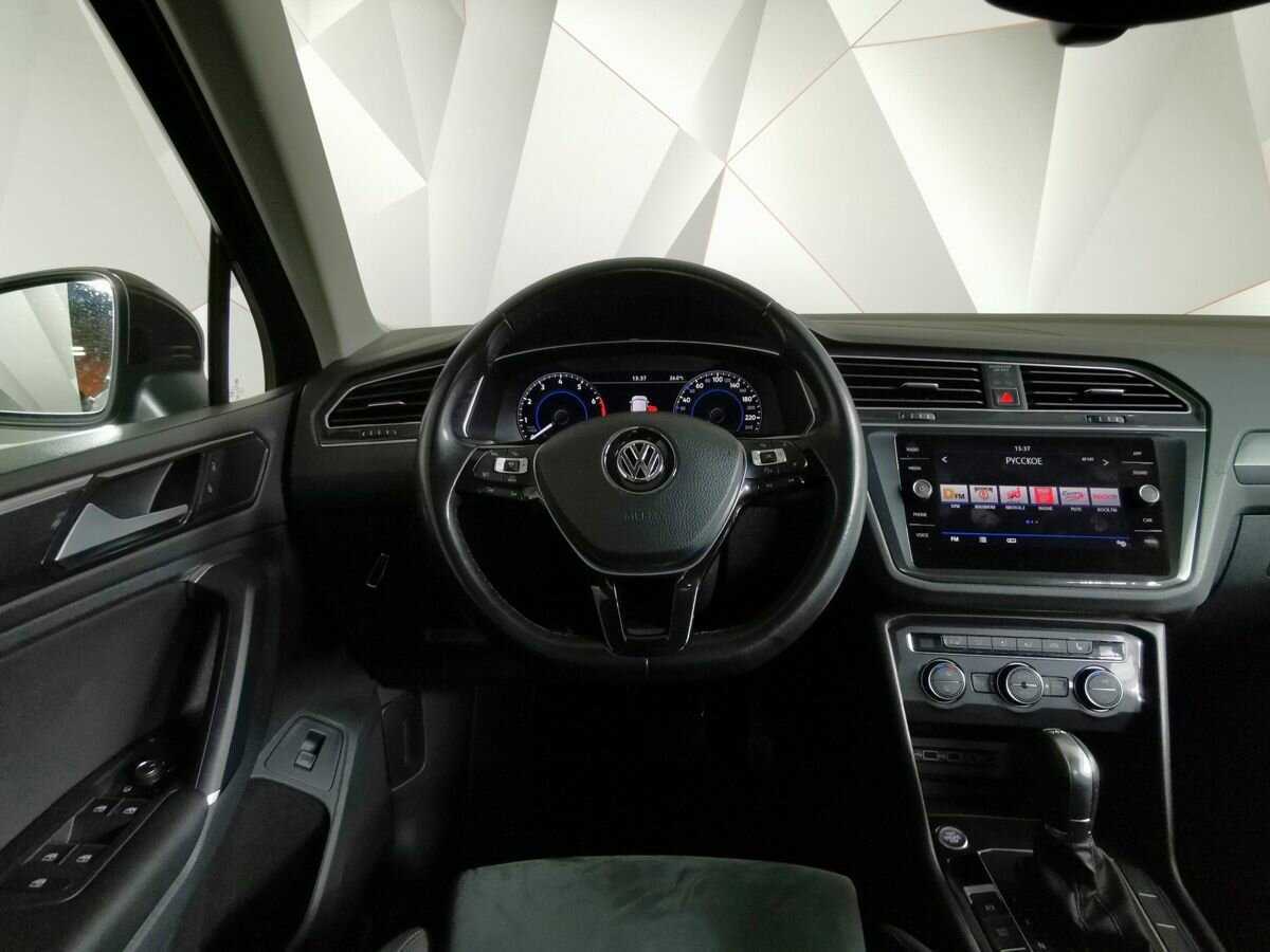 Volkswagen Tiguan, 2018 Фото №15