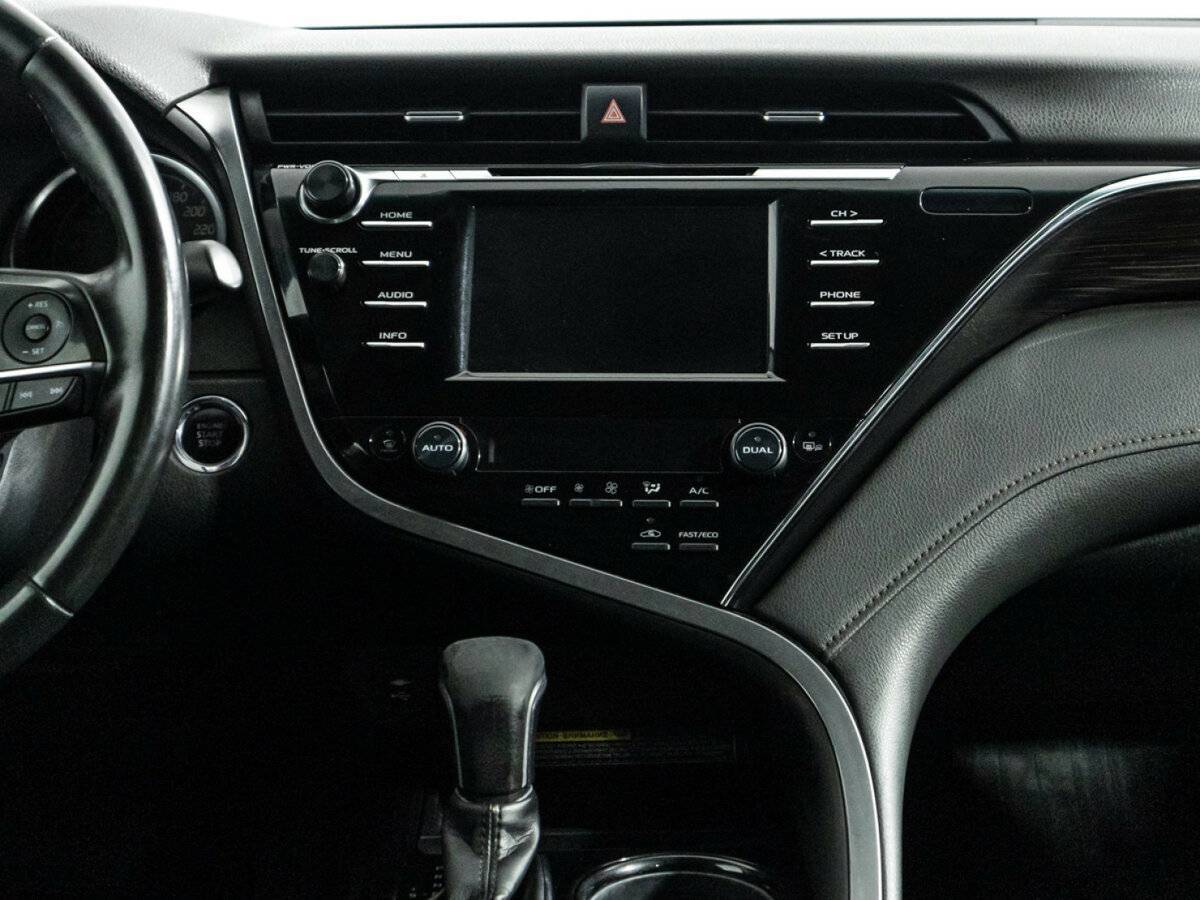 Toyota Camry, 2020 Фото №15