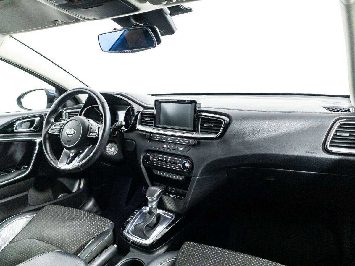 Kia Ceed, 2018 Фото №9