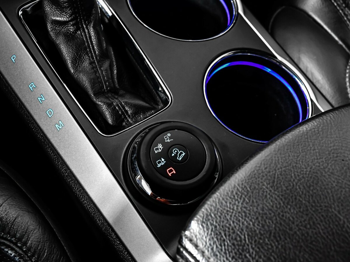 Ford Explorer V, 2013 Фото №18