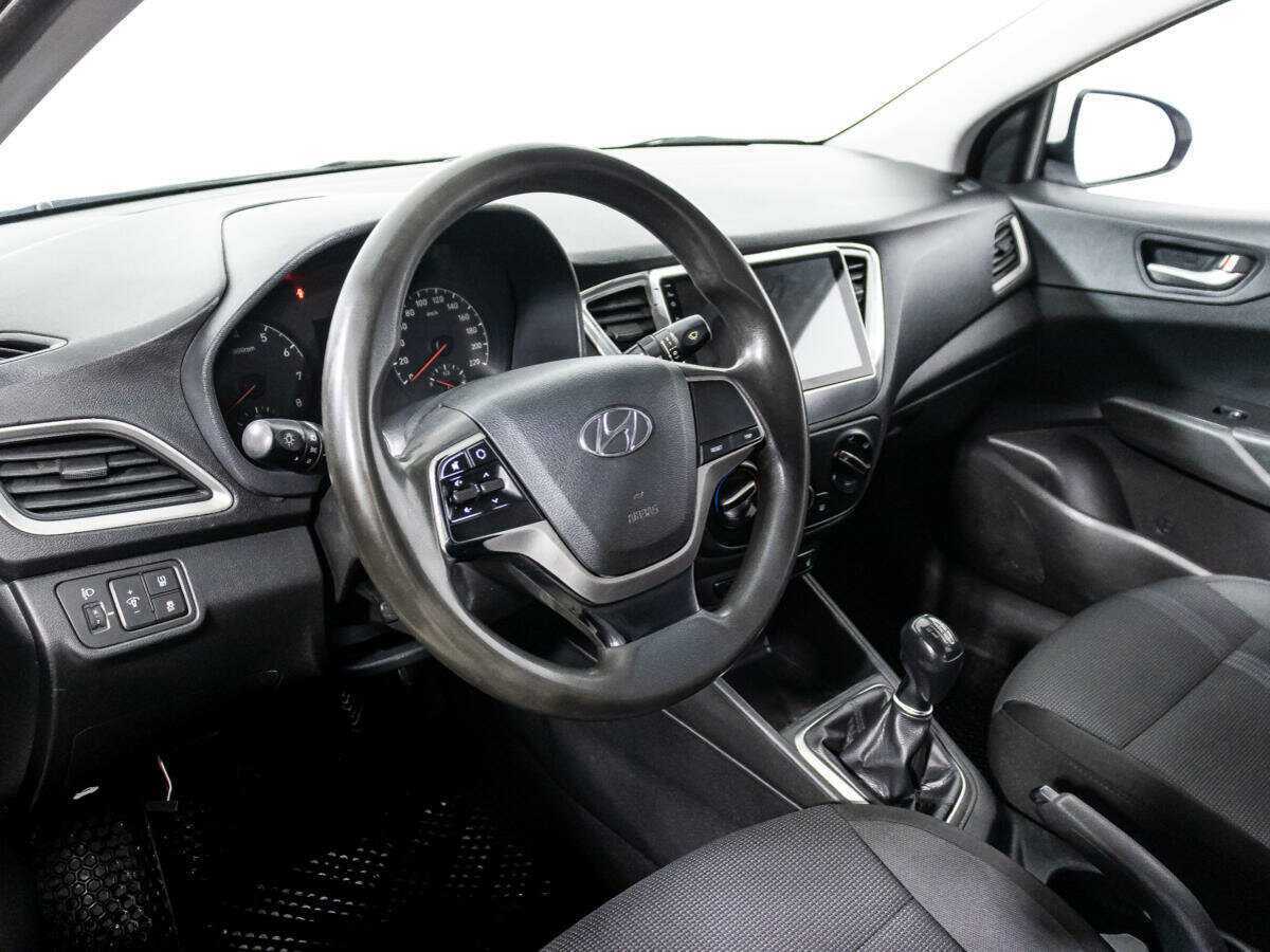 Hyundai Solaris, 2017 Фото №11