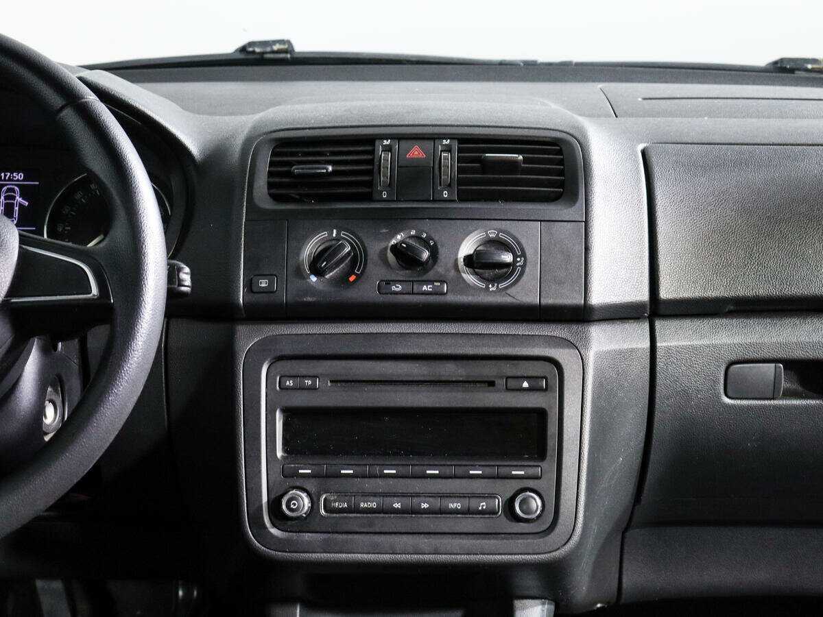 Skoda Fabia, 2014 Фото №12