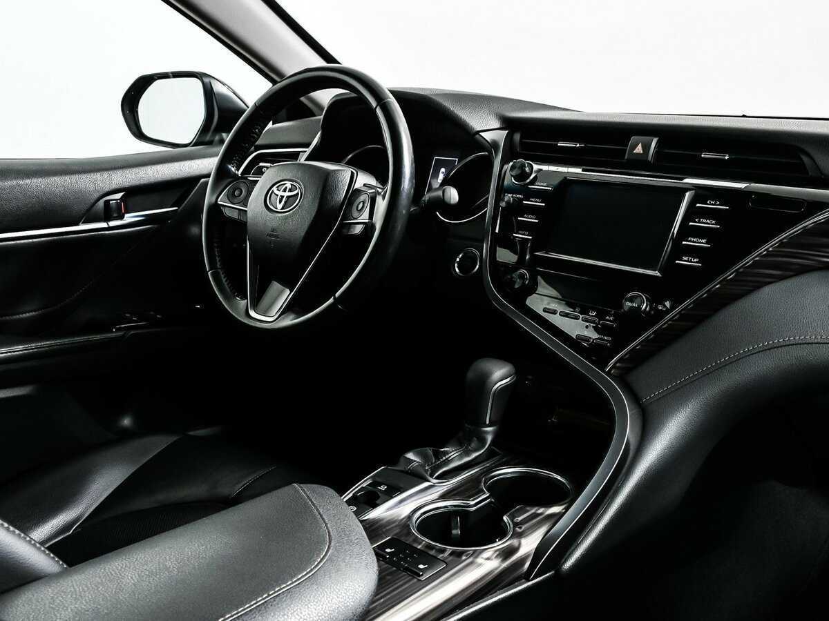 Toyota Camry, 2019 Фото №9