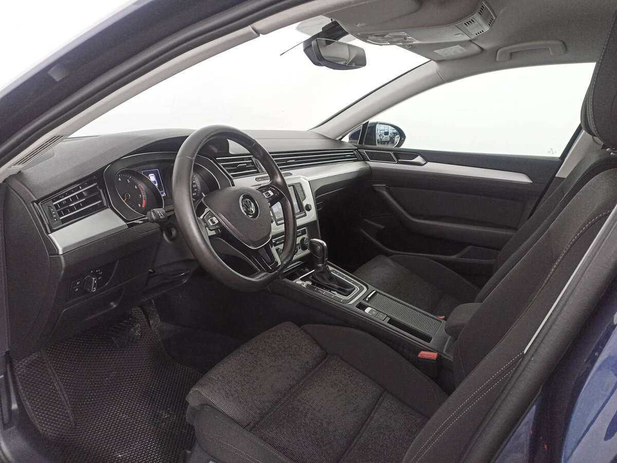 Volkswagen Passat, 2016 Фото №14