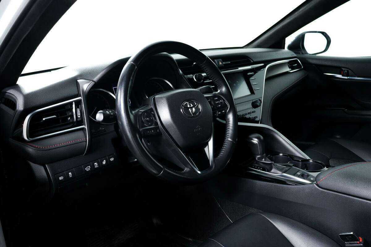 Toyota Camry, 2021 Фото №13