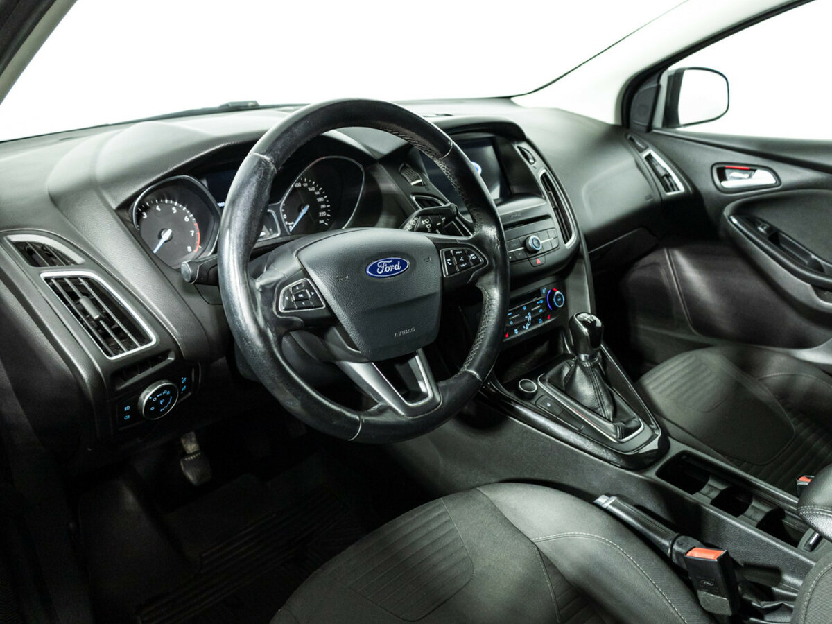 Ford Focus III Рестайлинг, 2017 Фото №11