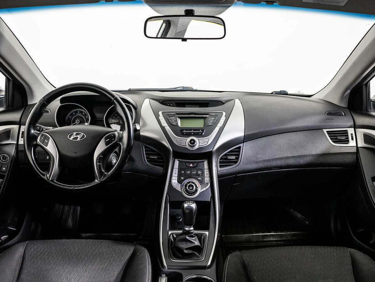 Hyundai Elantra, 2013 Фото №13