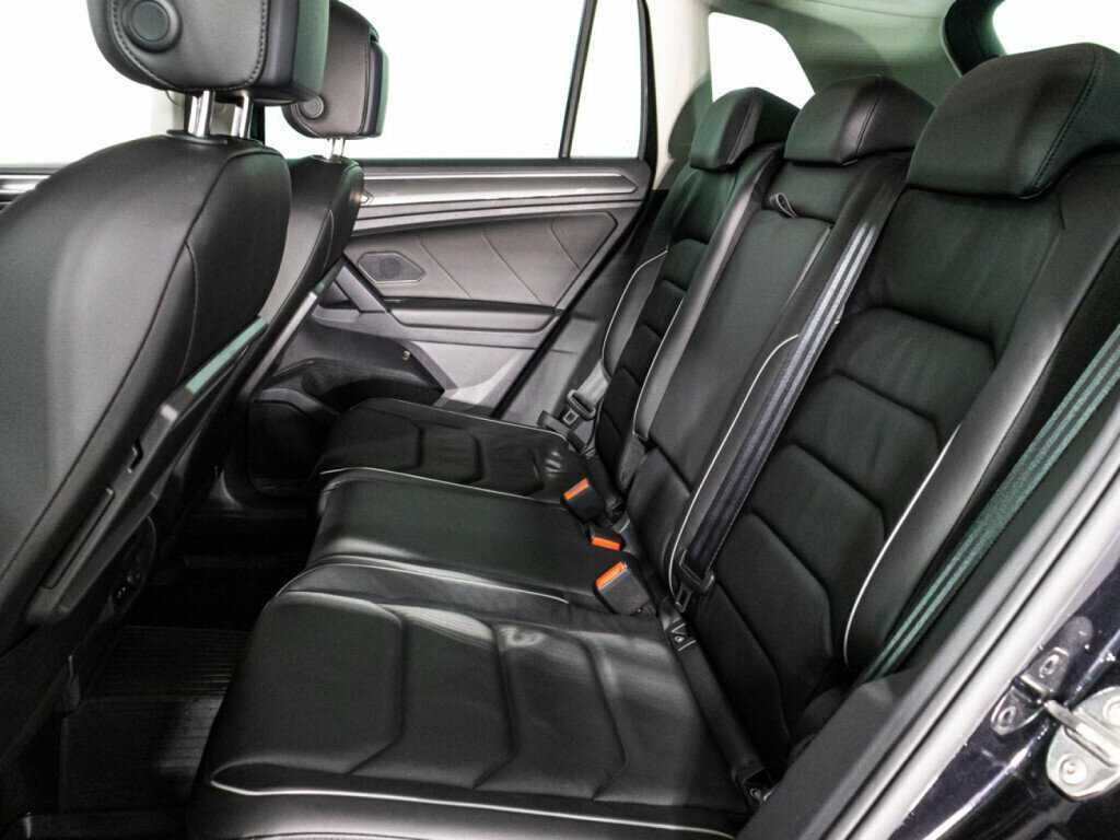 Volkswagen Tiguan, 2020 Фото №10