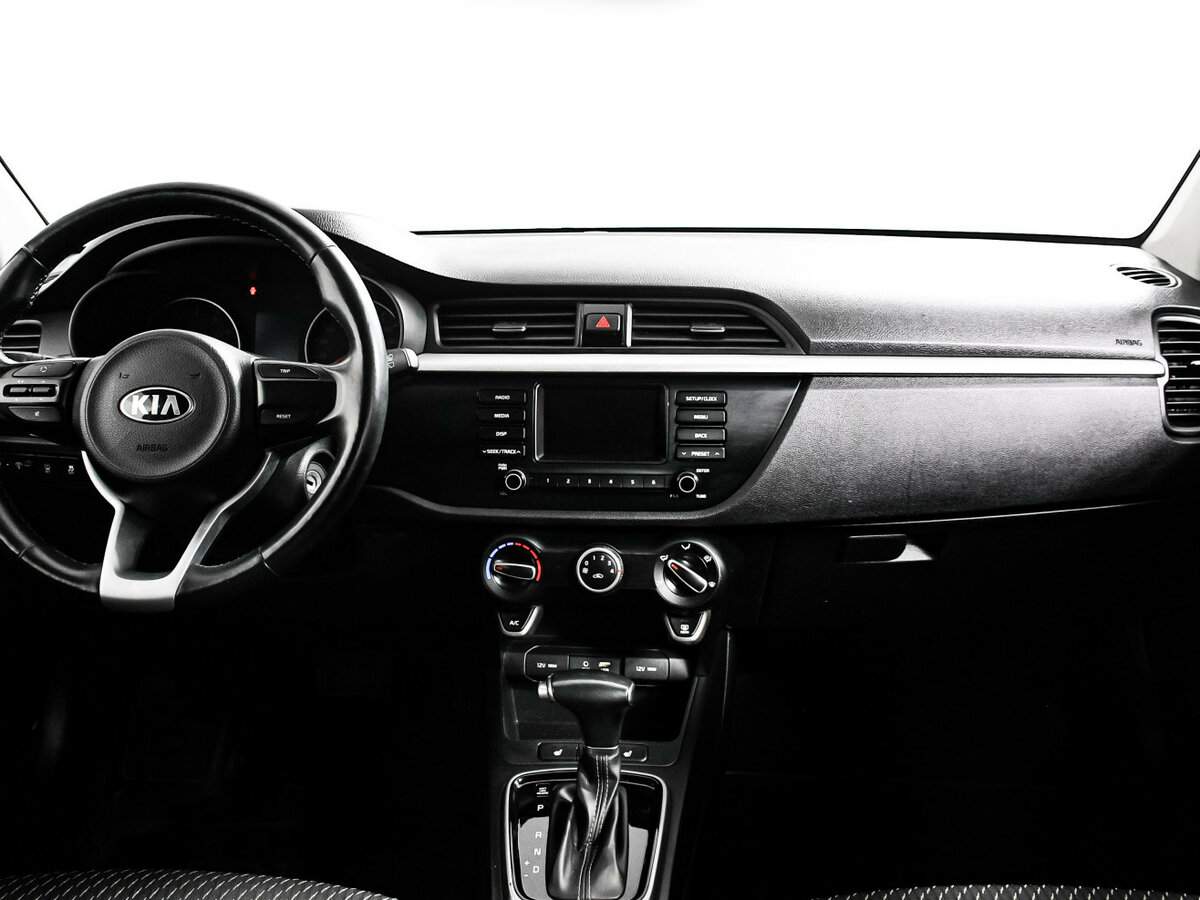 Kia Rio X-Line, 2018 Фото №11