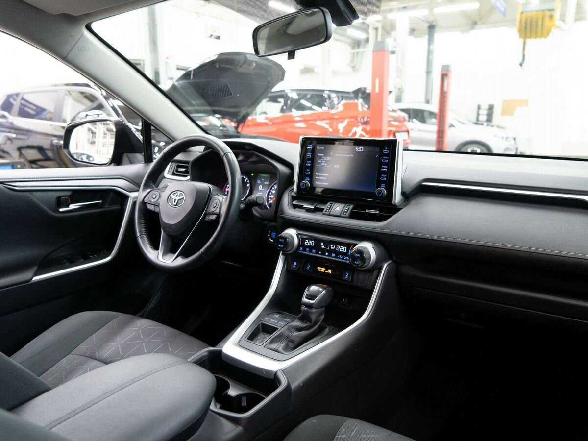 Toyota RAV4, 2019 Фото №17
