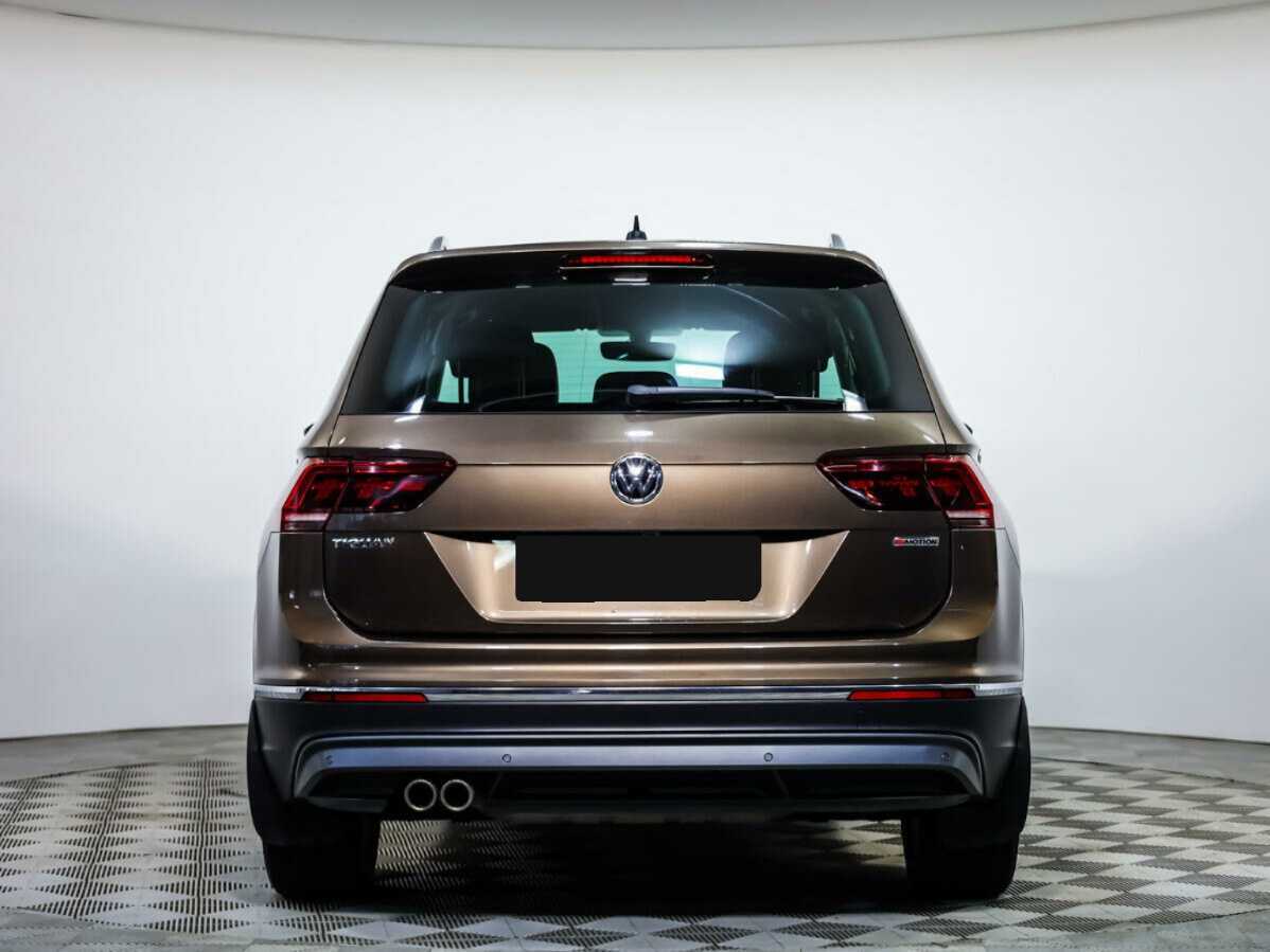 Volkswagen Tiguan, 2018 Фото №5