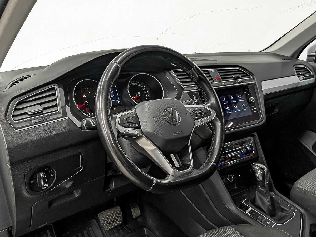 Volkswagen Tiguan, 2021 Фото №13