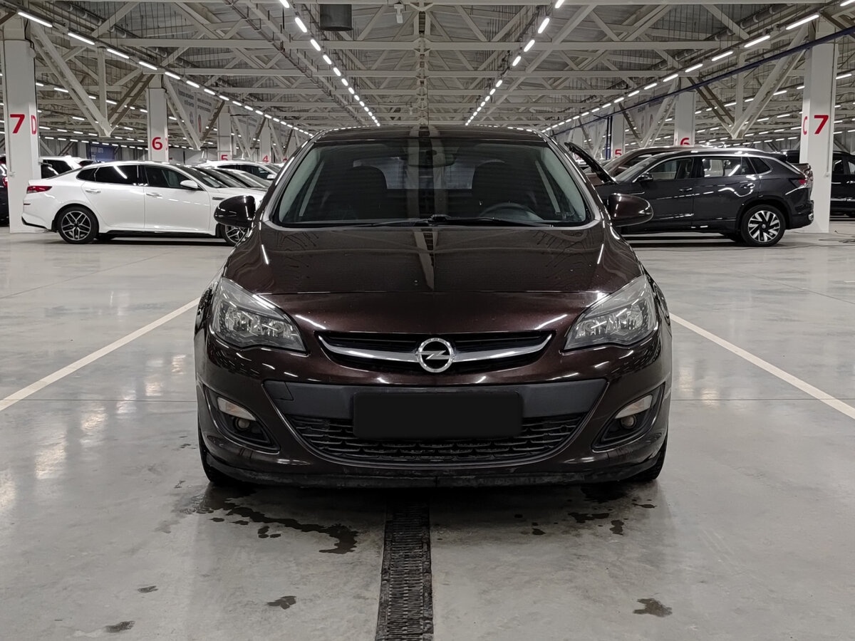 Opel Astra J Рестайлинг, 2014 Фото №2