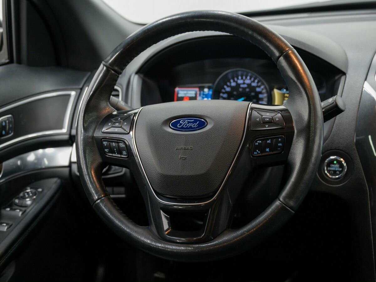 Ford Explorer, 2017 Фото №13