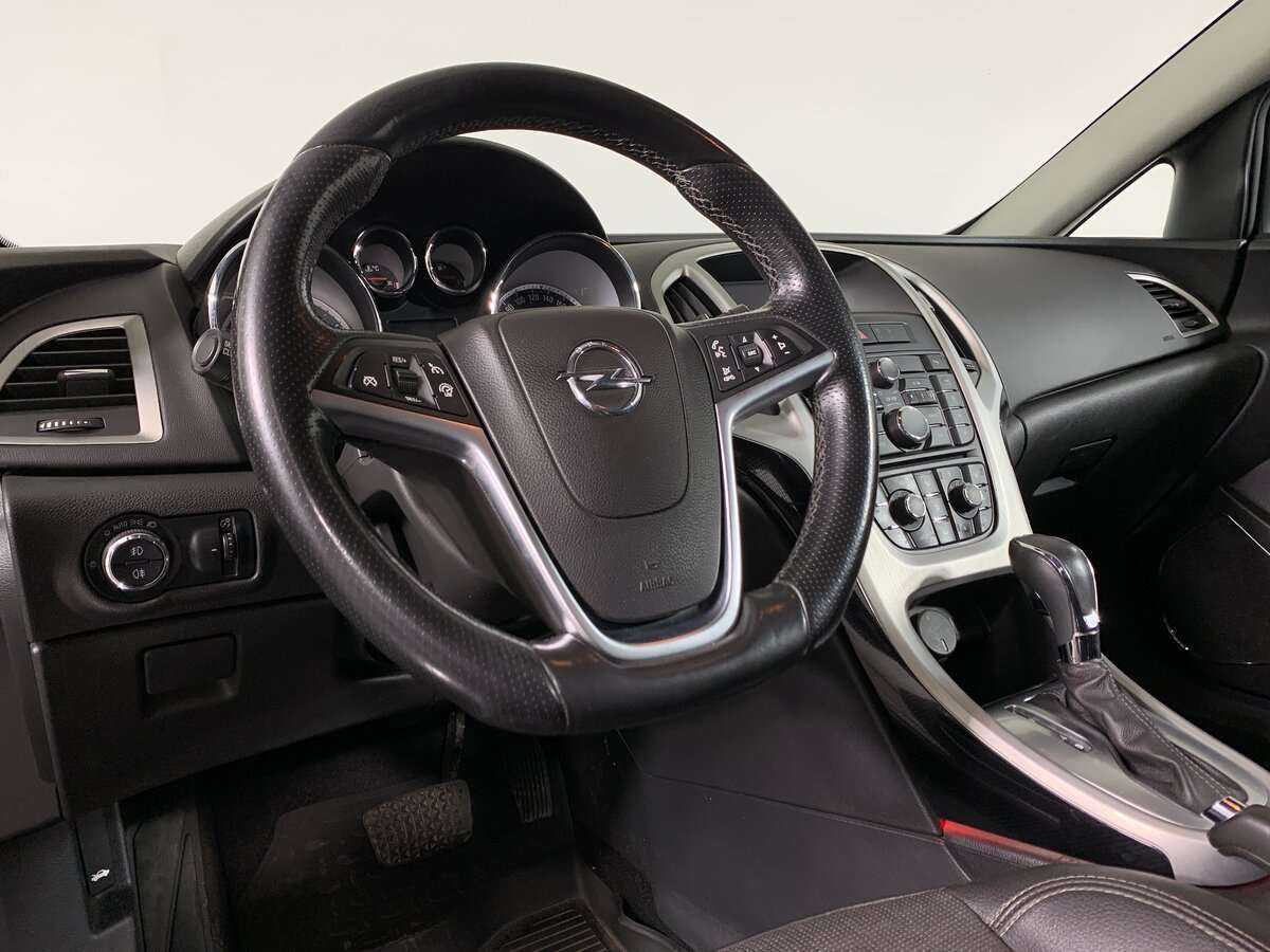 Opel Astra GTC, 2012 Фото №7