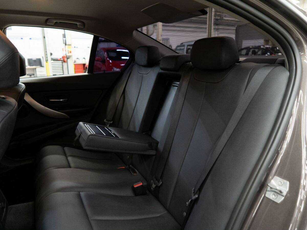 BMW 3 серии 320i, 2014 - 217 000 км. | Фото №7