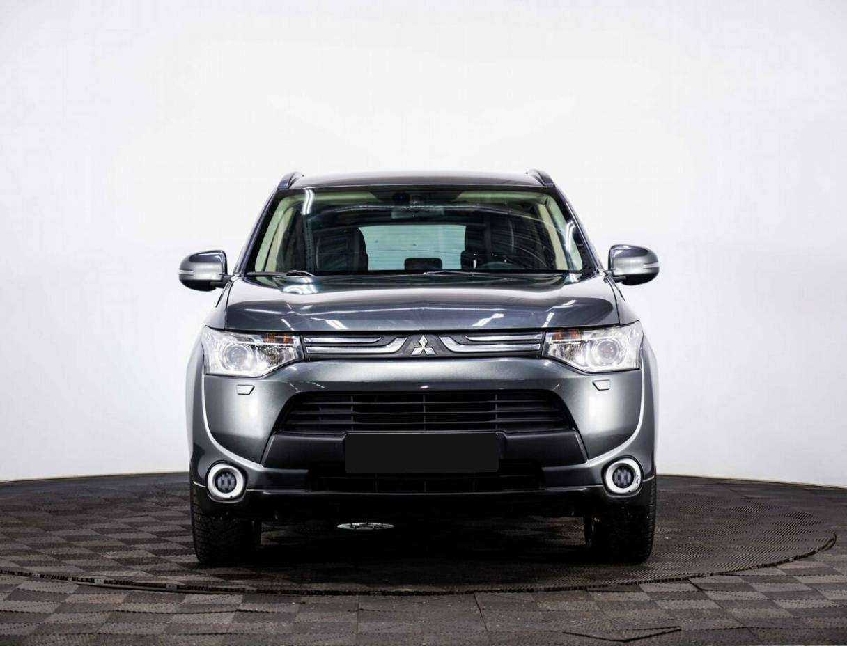 Mitsubishi Outlander, 2013 - 256 000 км. | Фото №2