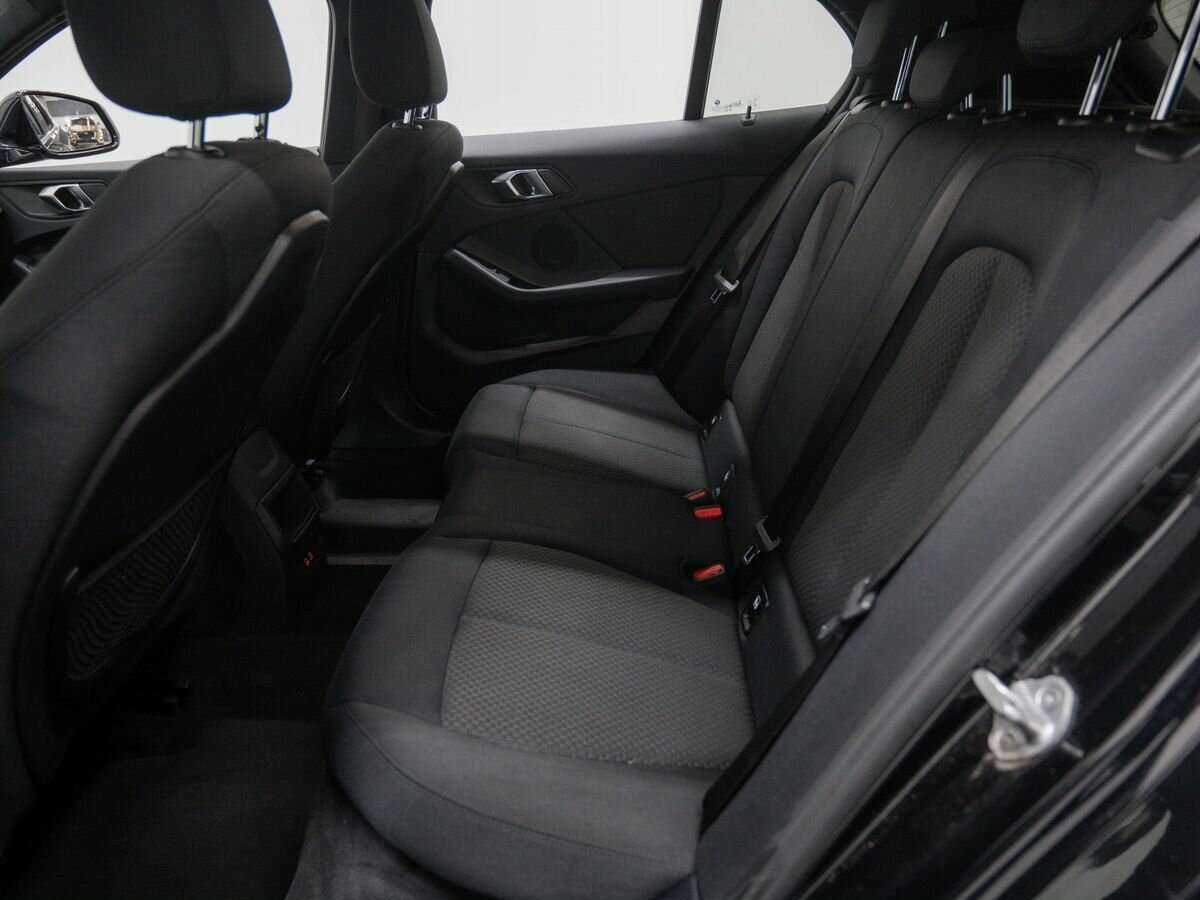 BMW 1 серии 118i, 2019 Фото №12