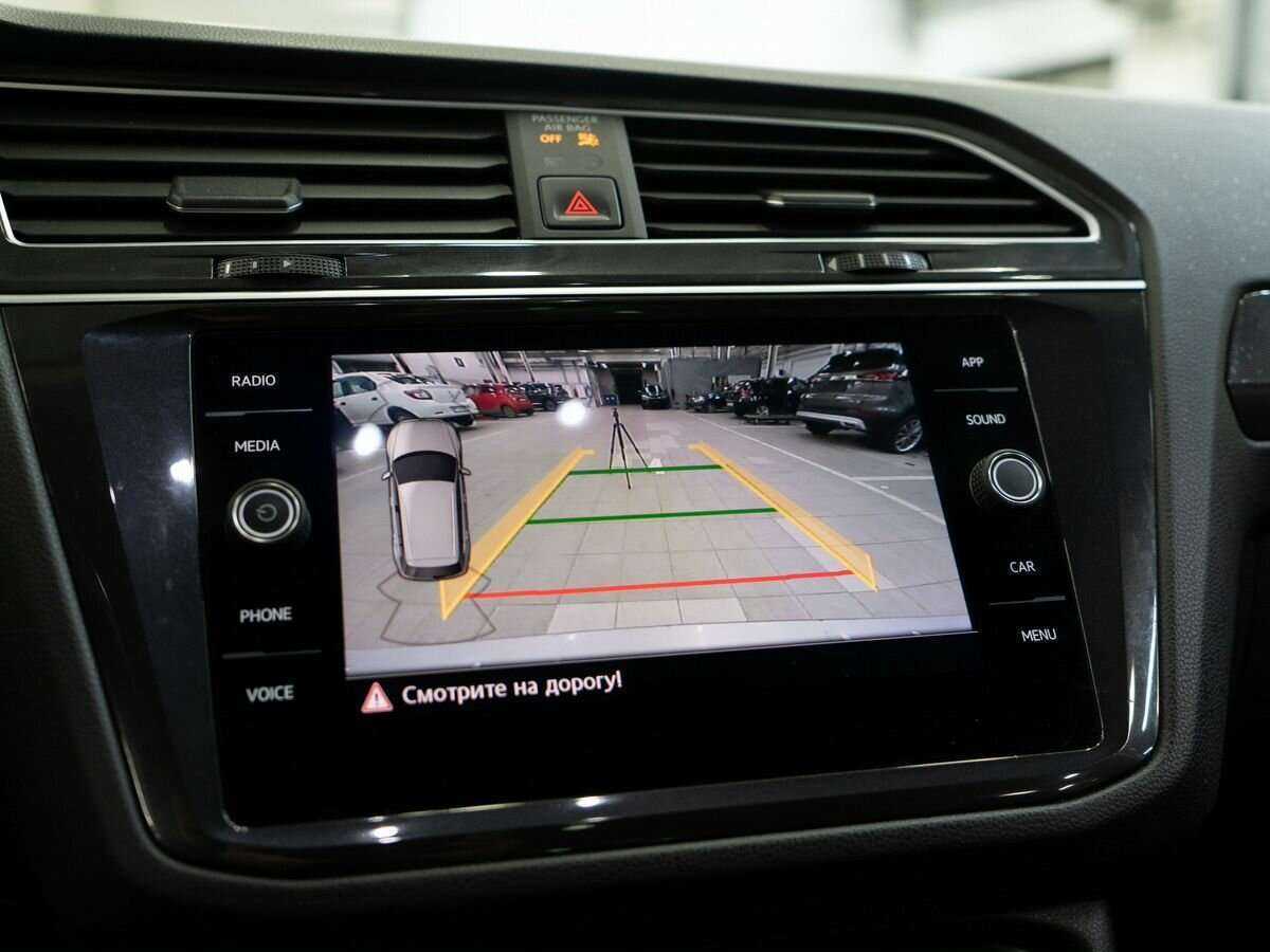 Volkswagen Tiguan, 2019 Фото №18