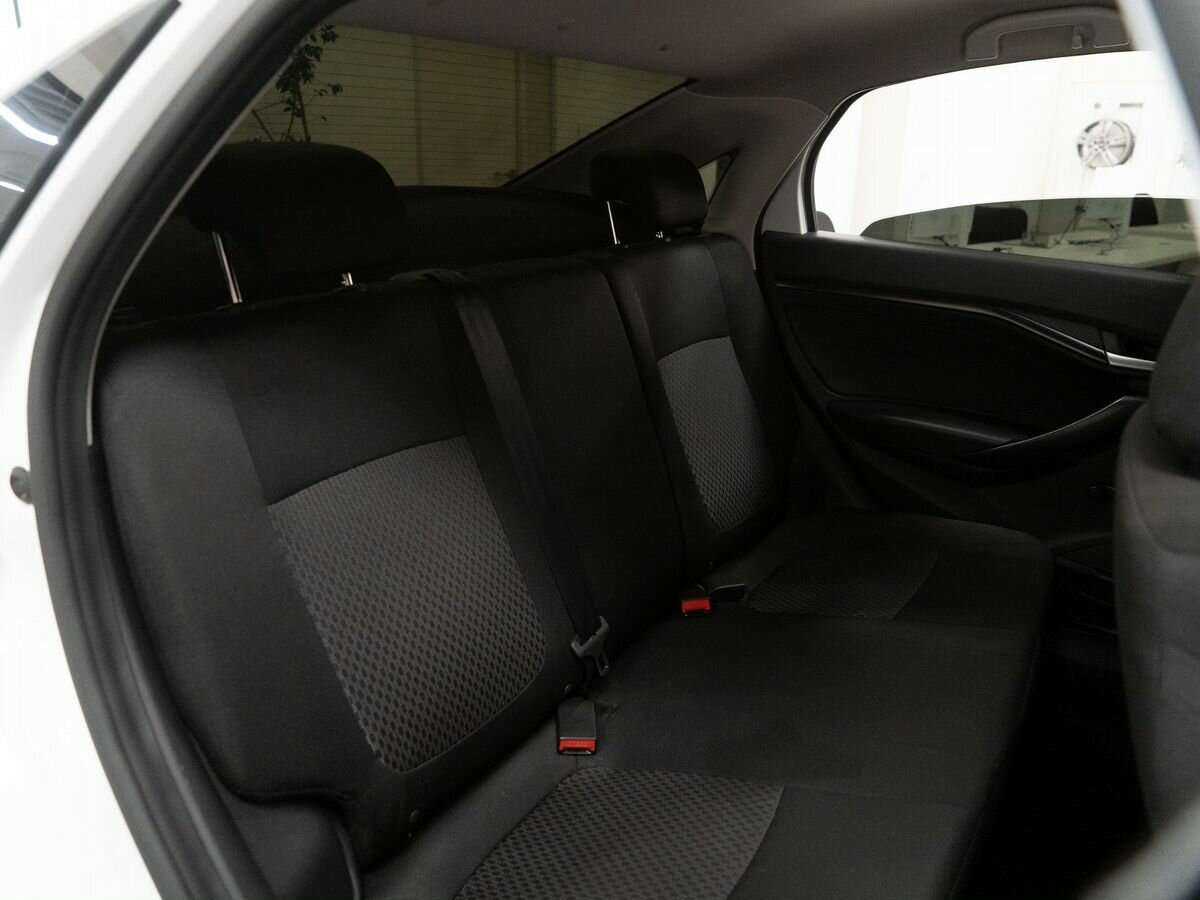 Lada (ВАЗ) Vesta, 2021 - 30 000 км. | Фото №8