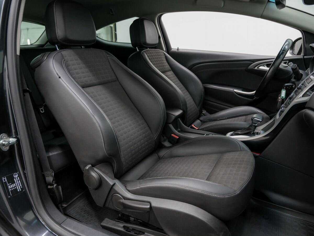 Opel Astra, 2012 - 258 000 км. | Фото №6