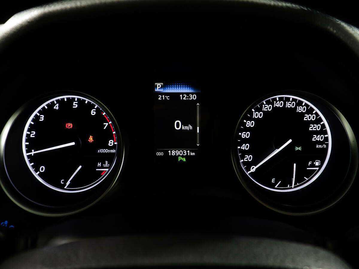 Toyota Camry, 2020 Фото №9