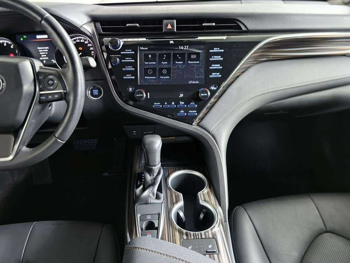 Toyota Camry, 2020 Фото №10