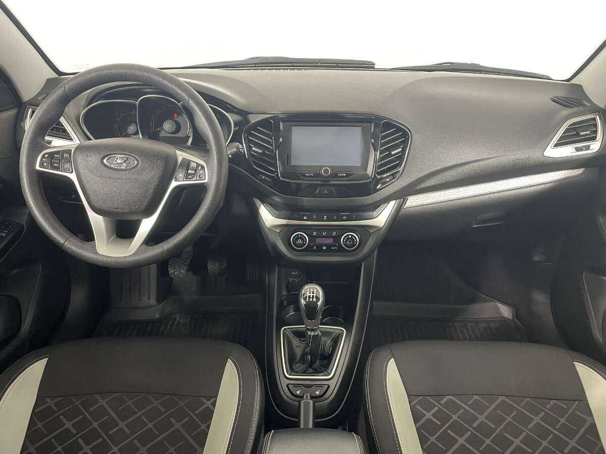 Lada (ВАЗ) Vesta SW Cross, 2018 - 86 684 км. | Фото №7