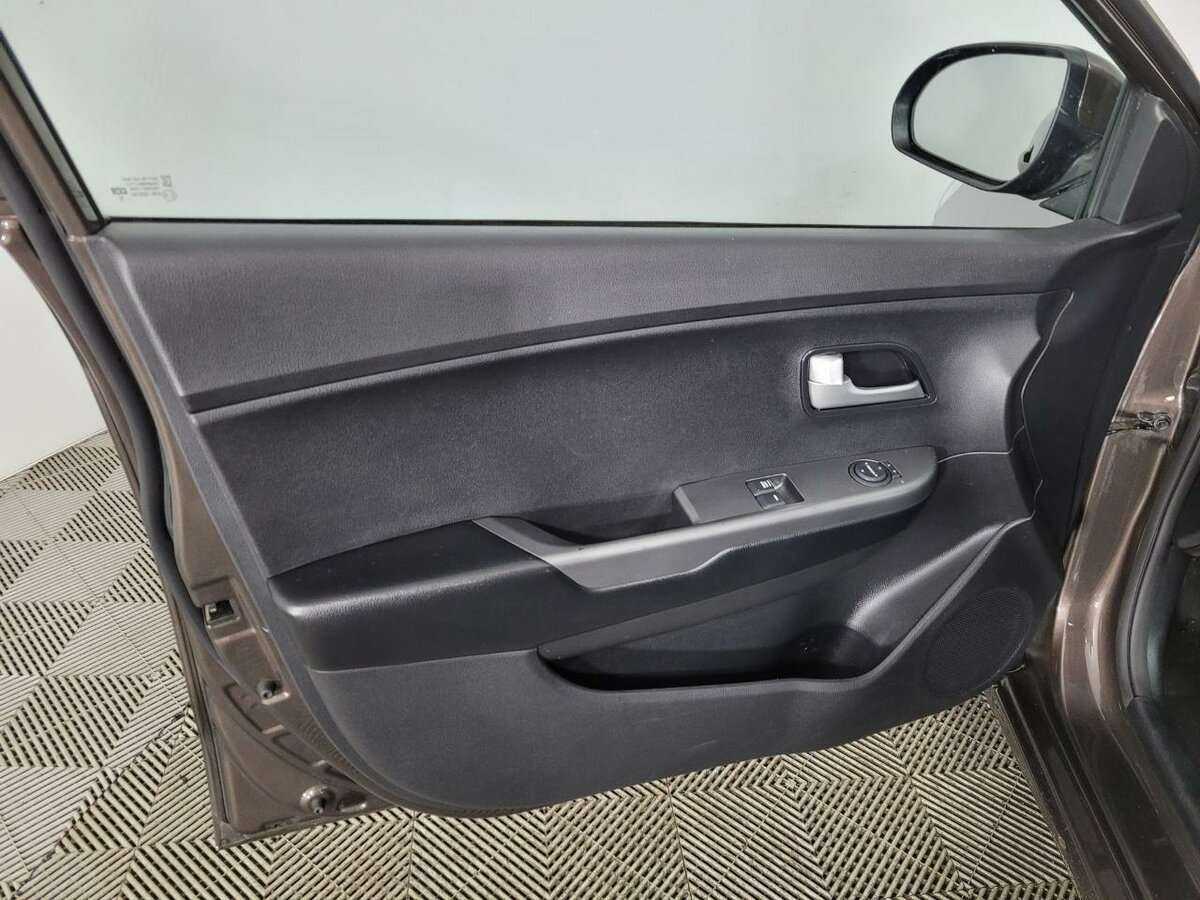 Kia Rio, 2016 - 110 000 км. | Фото №8