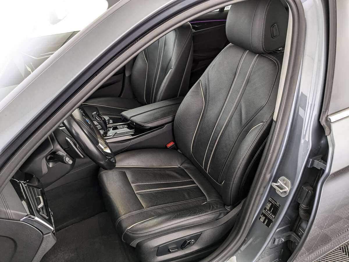 BMW 5 серии 520d, 2019 Фото №15