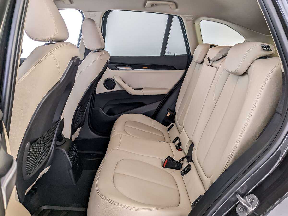 BMW X1 18i sDrive, 2021 Фото №10