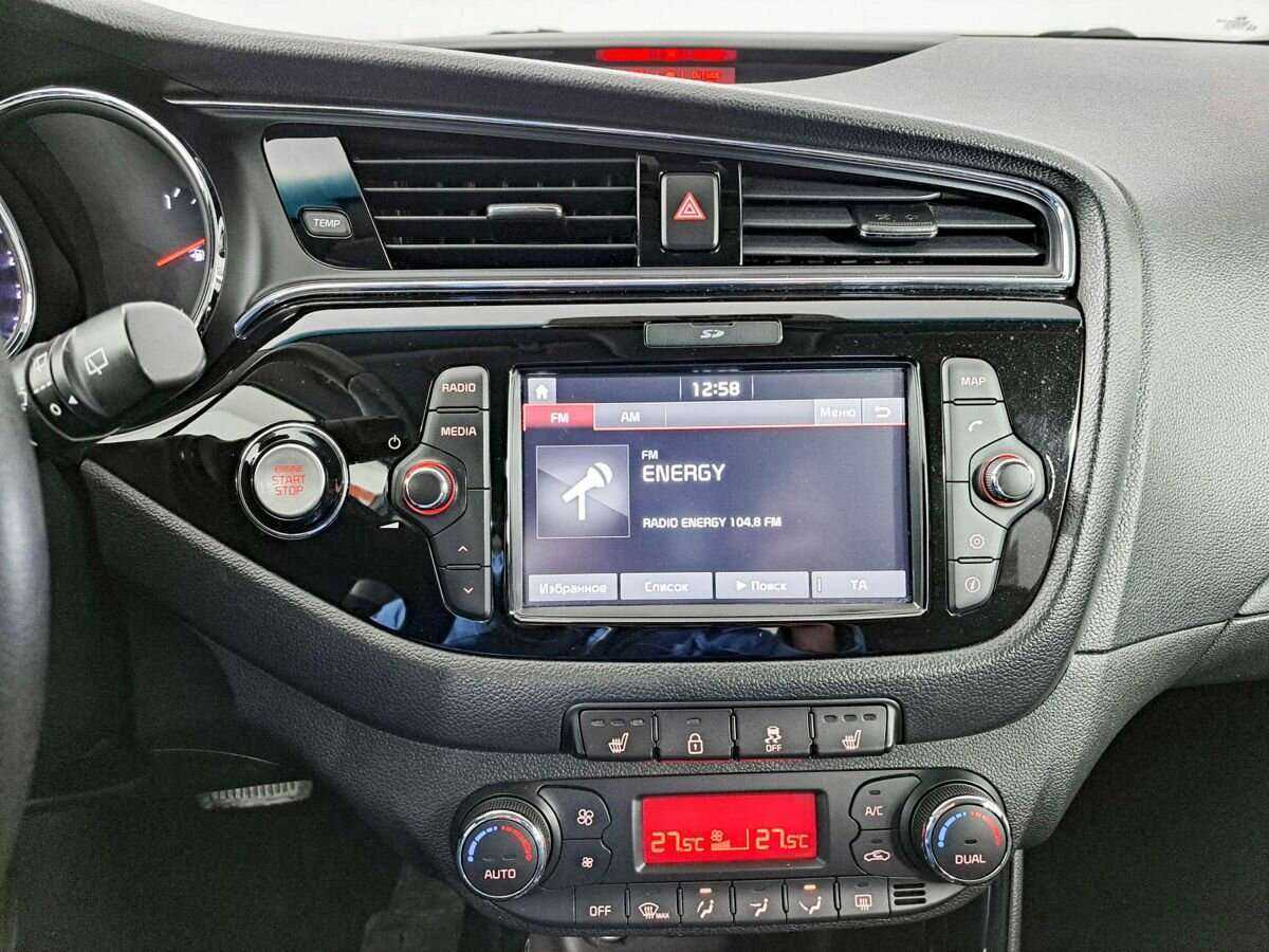 Kia Ceed, 2018 Фото №15