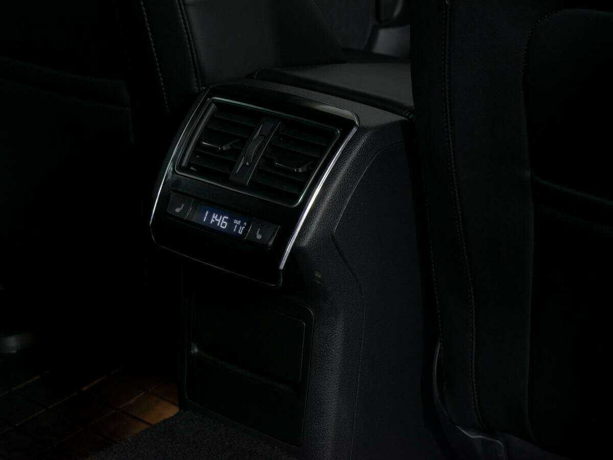 Skoda Superb, 2019 Фото №12