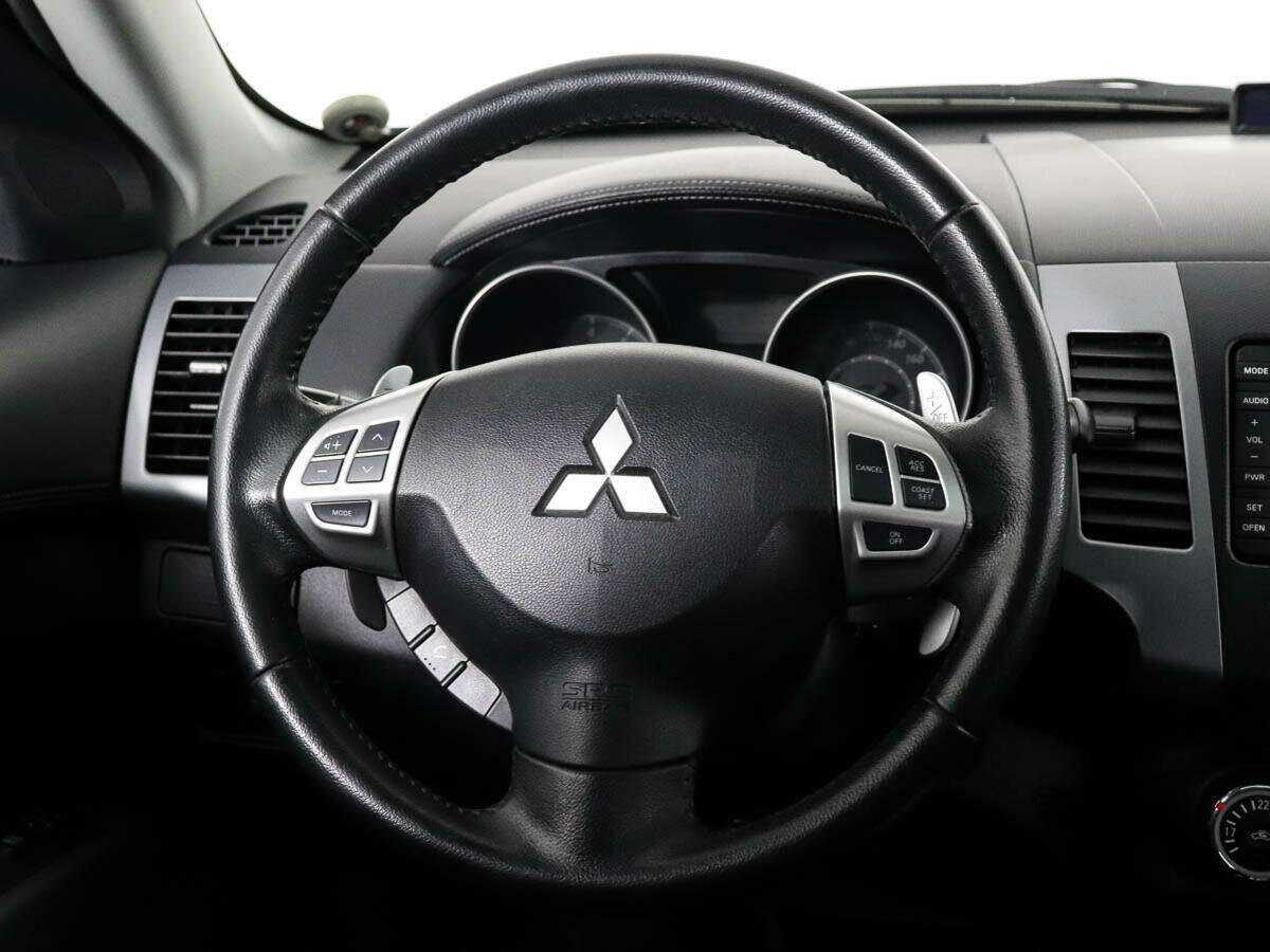 Mitsubishi Outlander, 2012 Фото №12