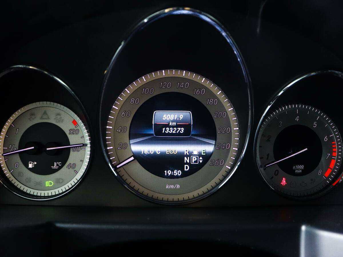 Mercedes-Benz GLK-Класс 300, 2012 Фото №11