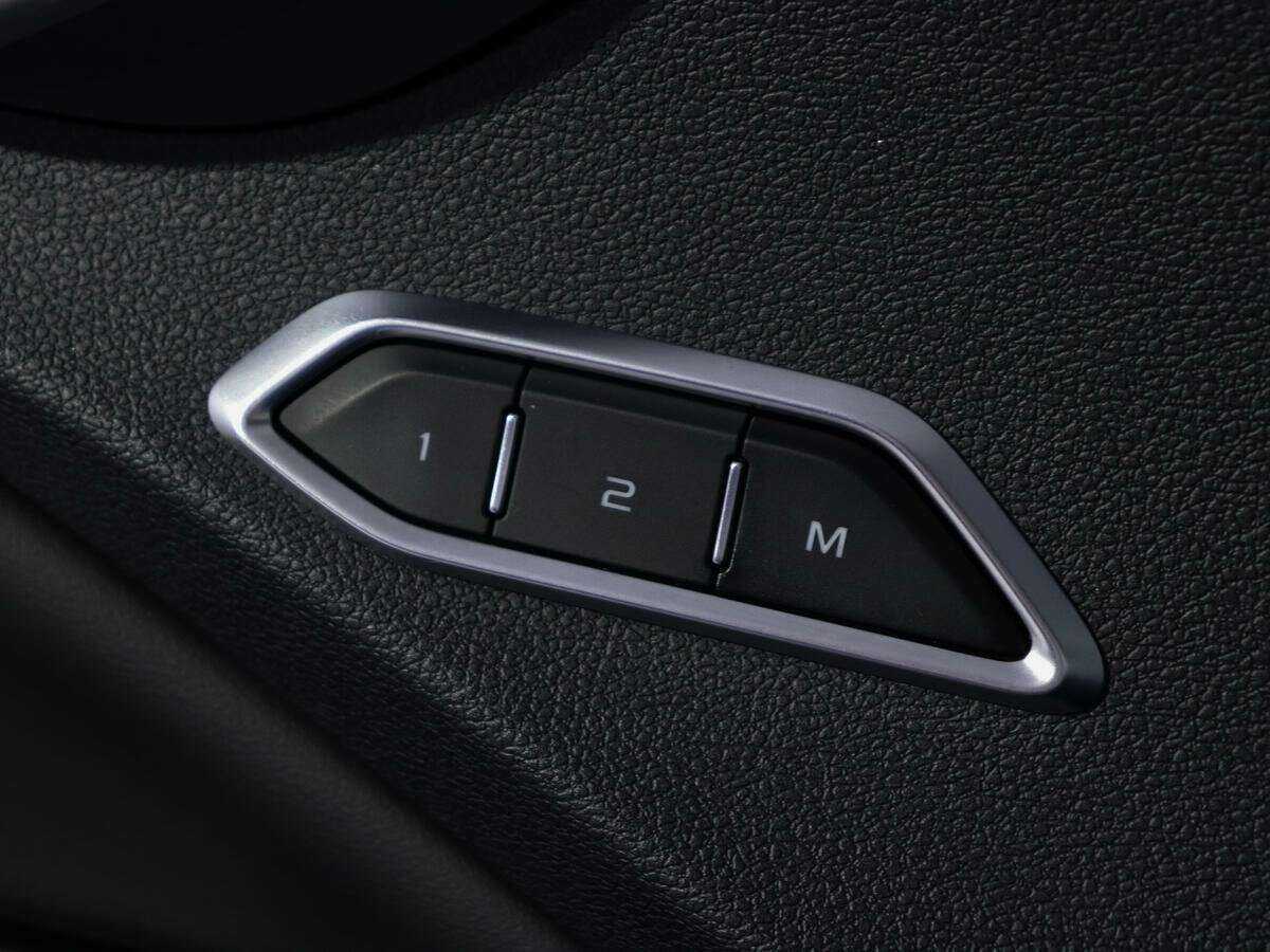 Geely Tugella, 2021 Фото №16