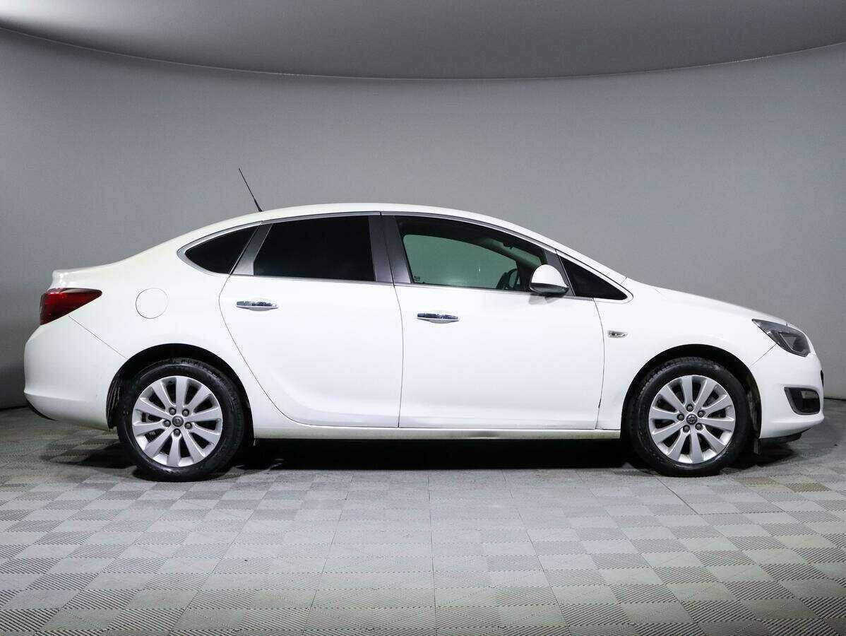 Opel Astra, 2013 - 98 000 км. | Фото №4