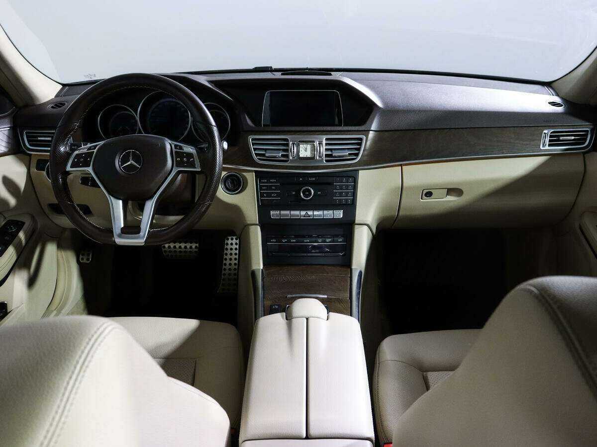 Mercedes-Benz E-Класс 250 CDI, 2015 Фото №10